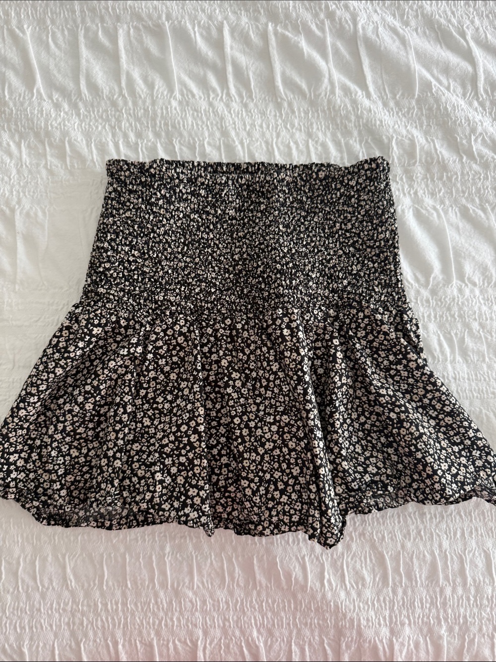 H&M Black Floral Smocked Mini Skirt